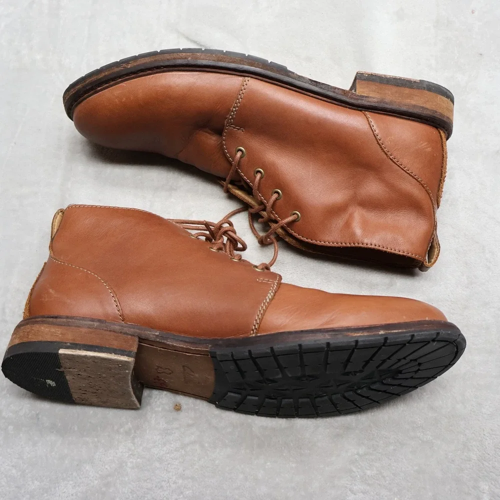 Clarks these brown
